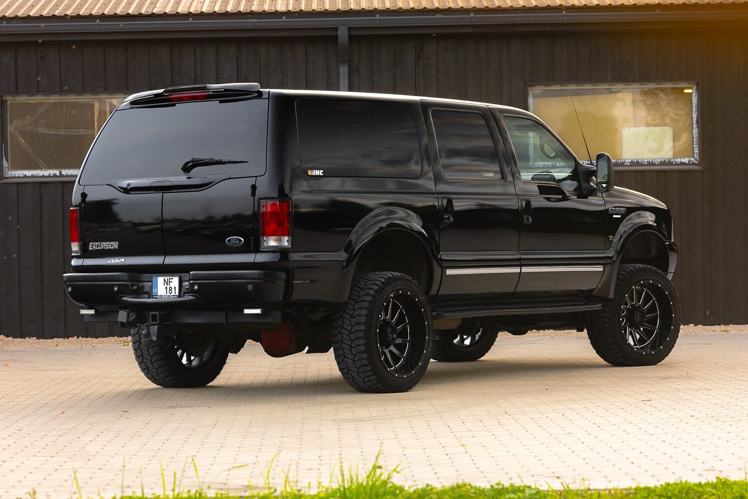 Ford Excursion