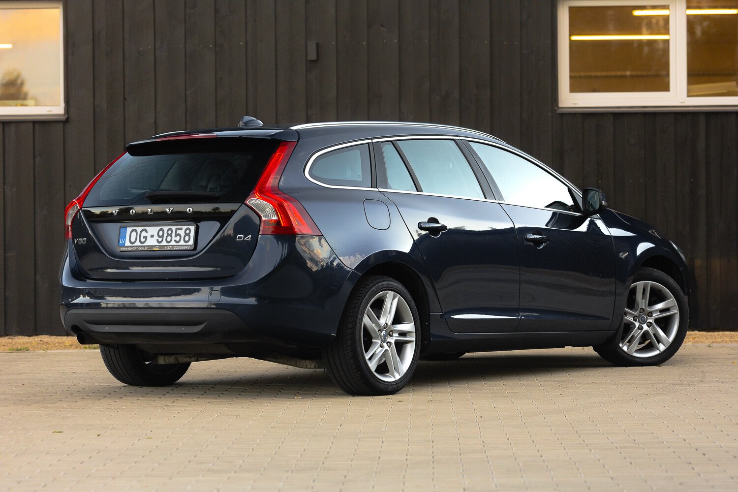 Volvo V60